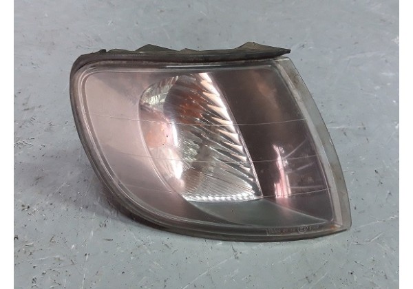 Показник повороту передній правий, Renault Safrane, 7700849217